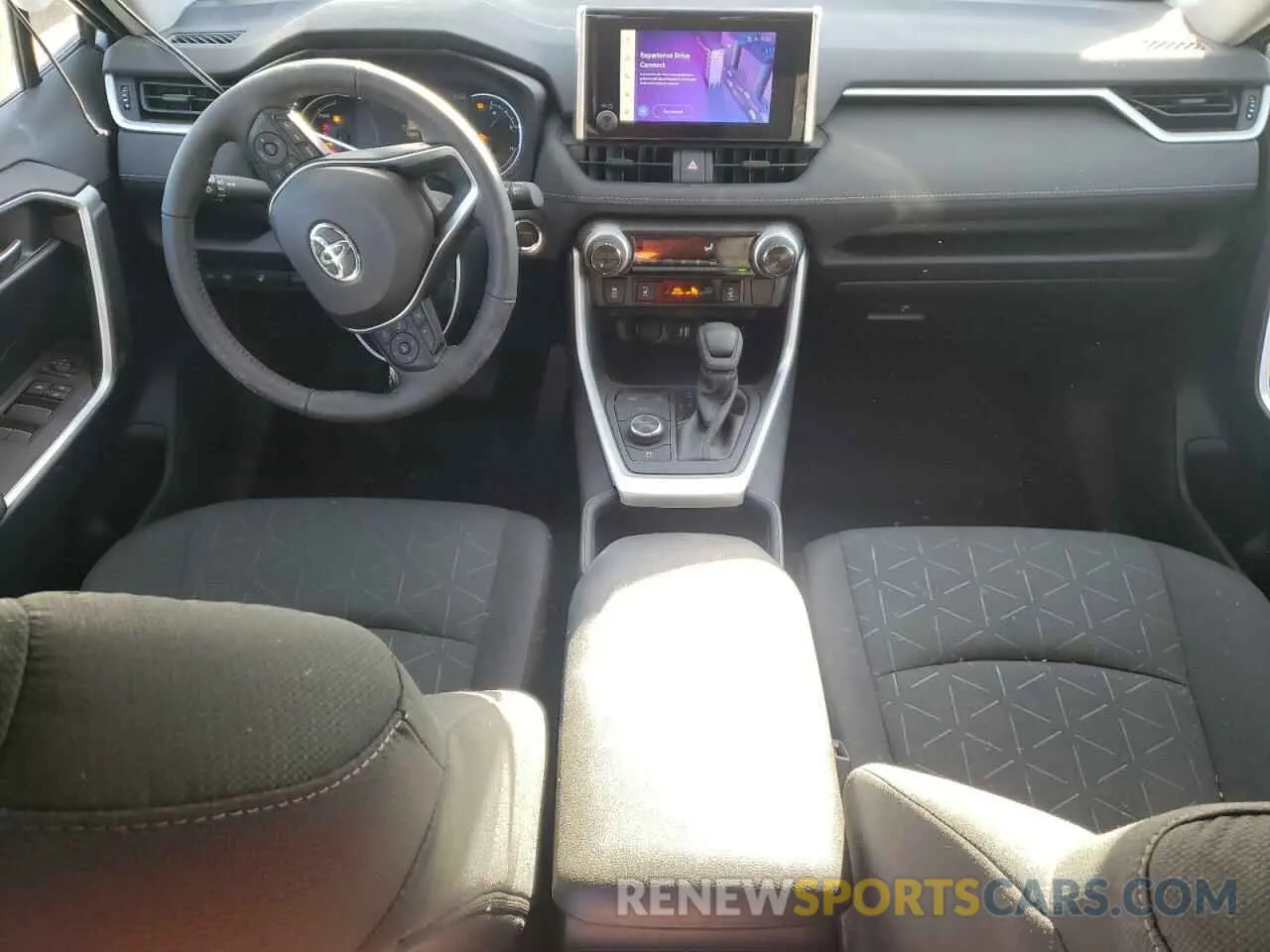 8 fotografías del automóvil dañado 4T3RWRFV4RU135620 TOYOTA RAV4 2024
