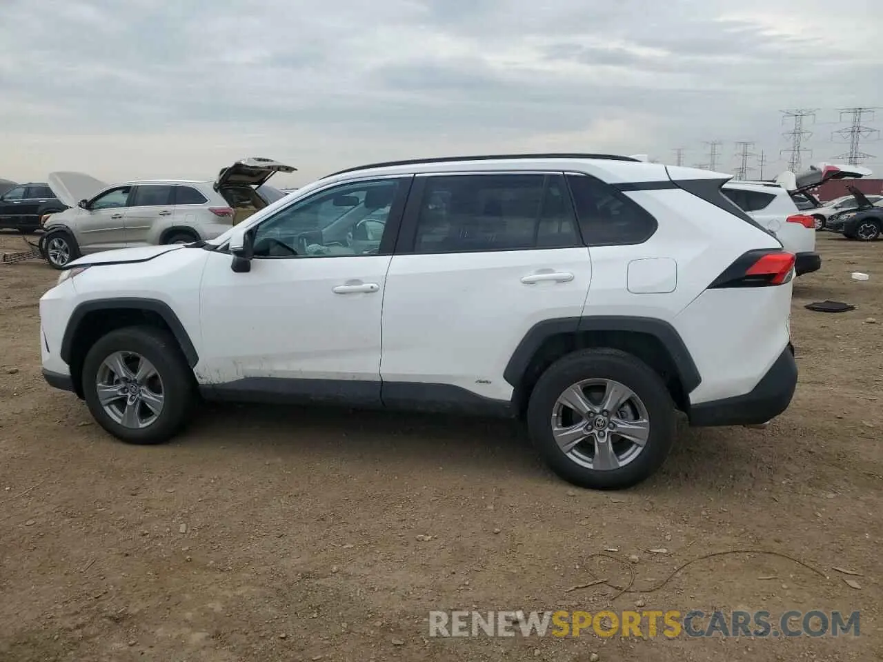 2 fotografías del automóvil dañado 4T3RWRFV5RU111004 TOYOTA RAV4 2024