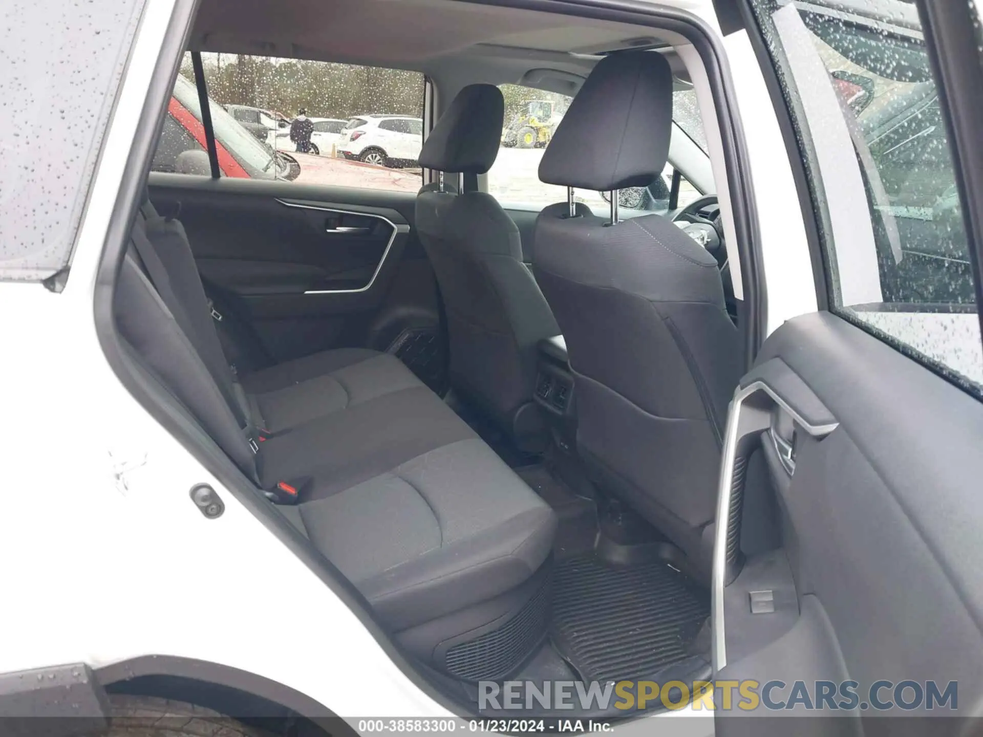 8 fotografías del automóvil dañado 4T3RWRFV6RU113375 TOYOTA RAV4 2024