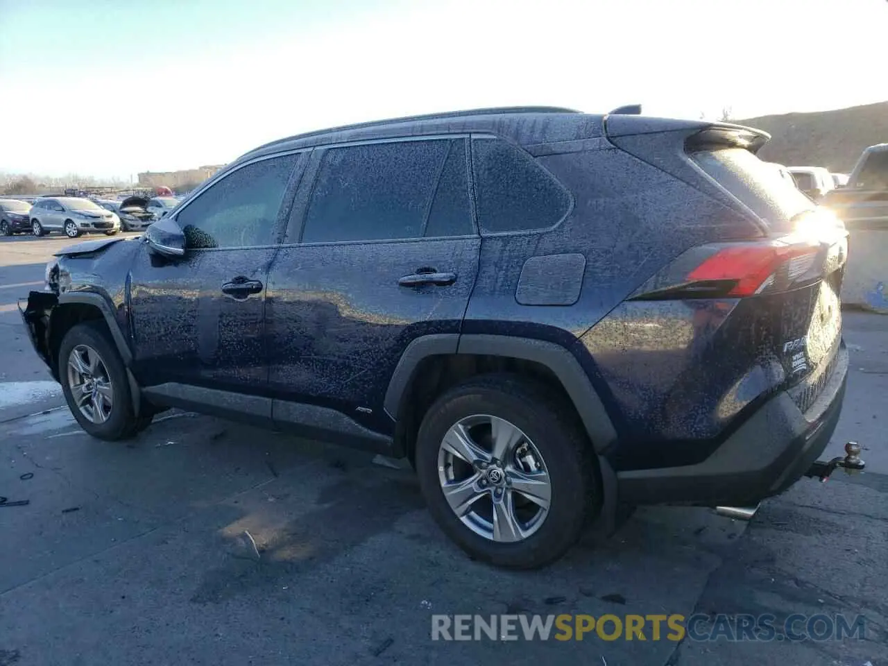 2 fotografías del automóvil dañado 4T3RWRFV6RU133237 TOYOTA RAV4 2024
