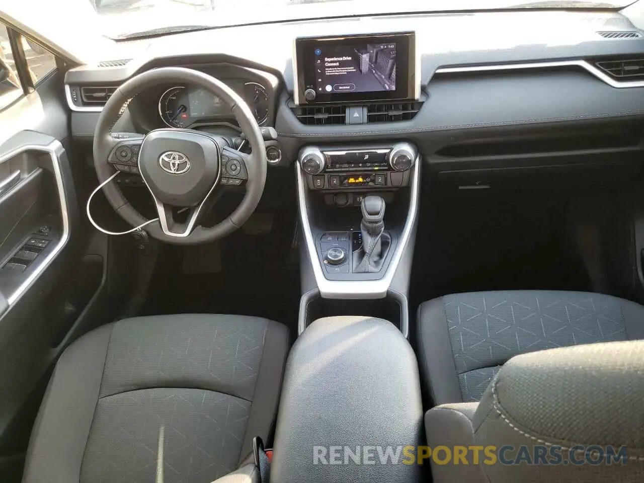 8 fotografías del automóvil dañado 4T3RWRFV6RU152970 TOYOTA RAV4 2024