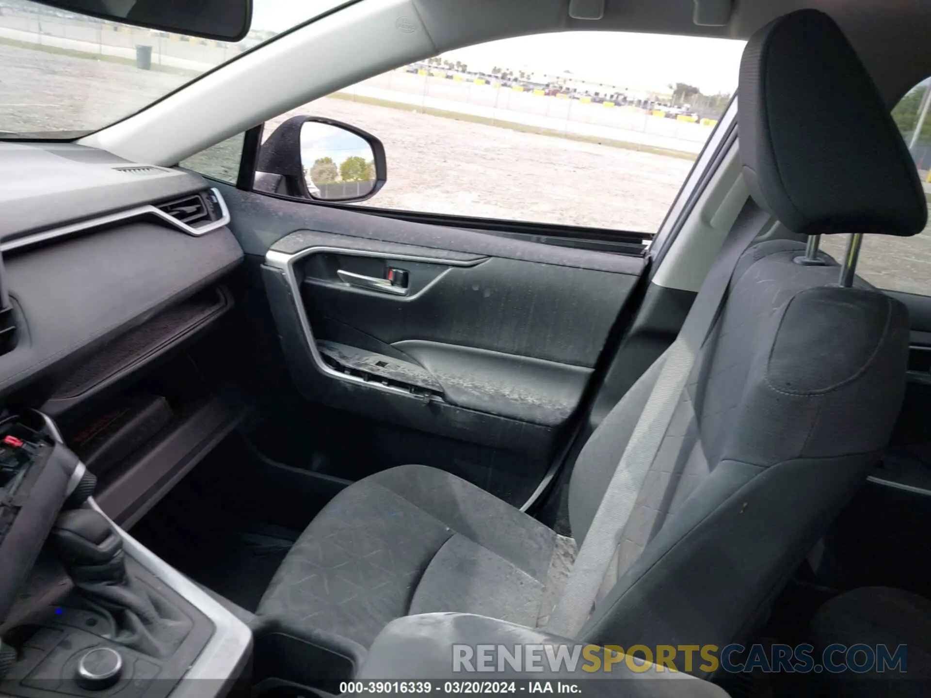5 fotografías del automóvil dañado 4T3RWRFV8RU117153 TOYOTA RAV4 2024