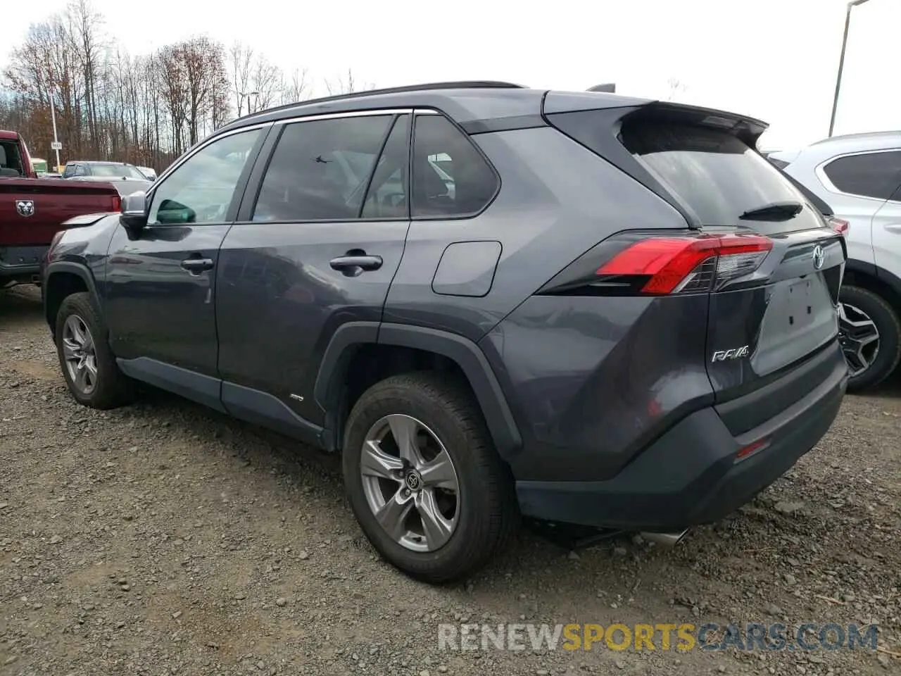 2 fotografías del automóvil dañado 4T3RWRFV8RU126161 TOYOTA RAV4 2024