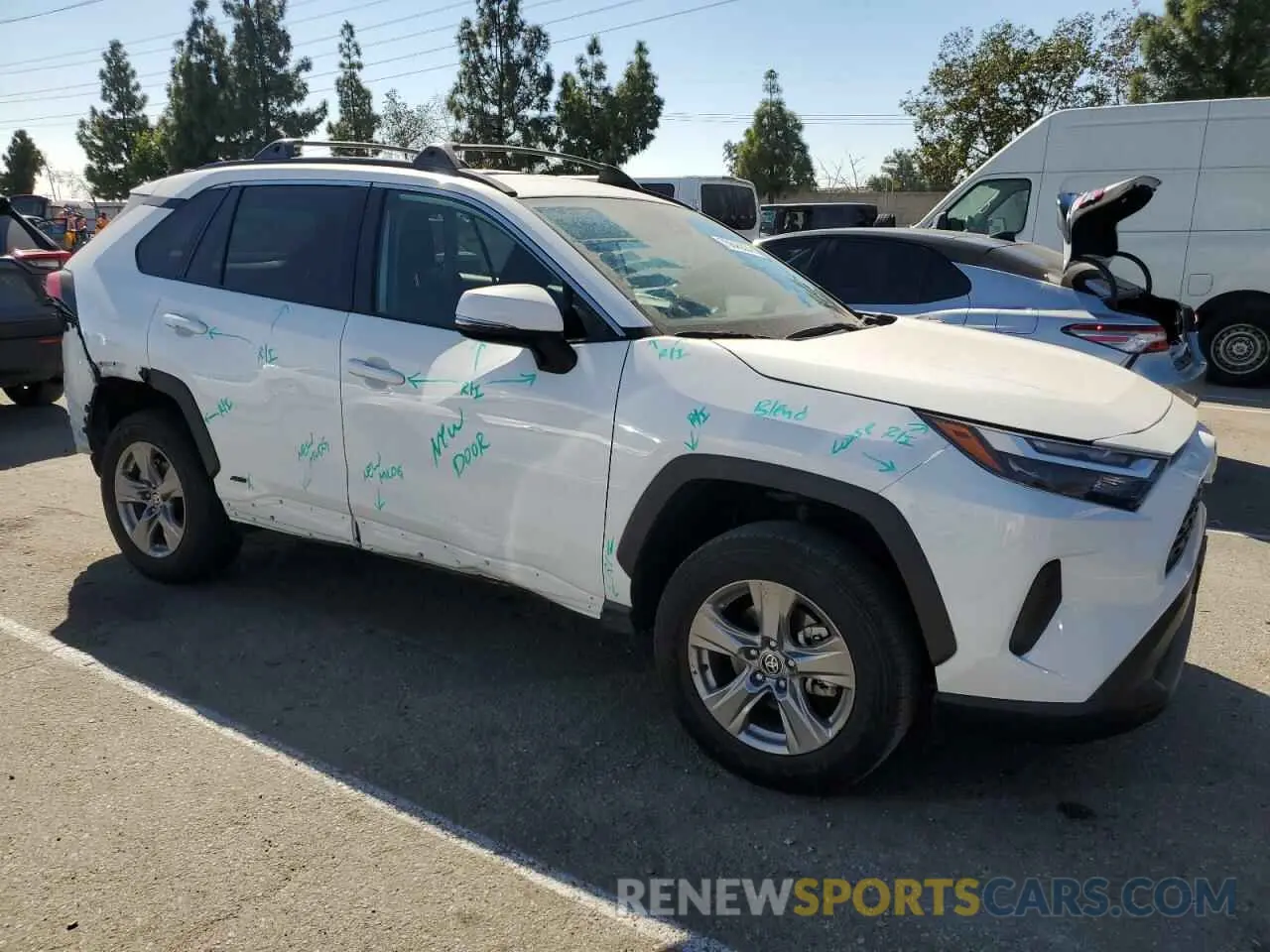 4 fotografías del automóvil dañado 4T3RWRFVXRU126033 TOYOTA RAV4 2024