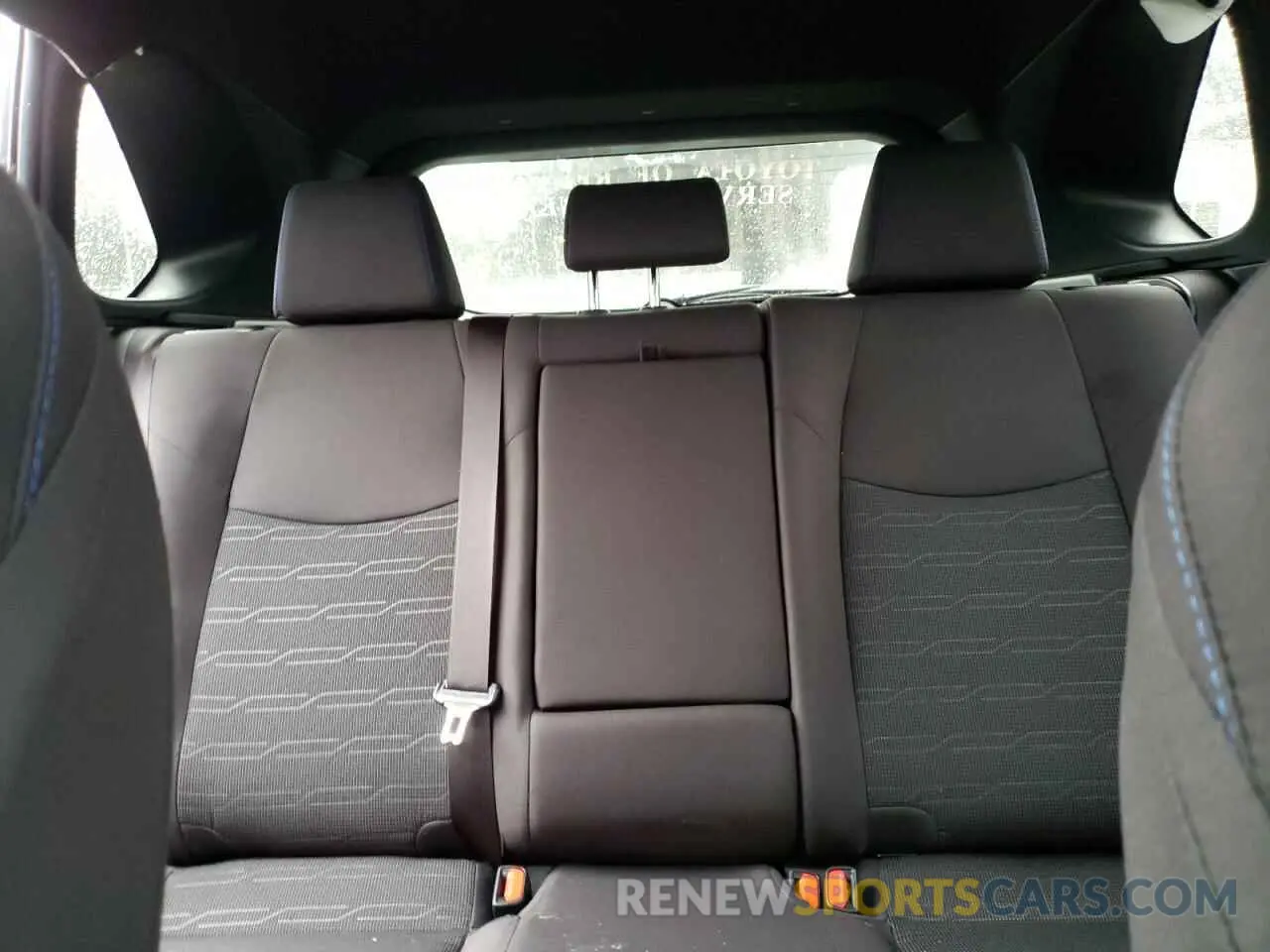 10 fotografías del automóvil dañado JTM16RFV6RD136794 TOYOTA RAV4 2024