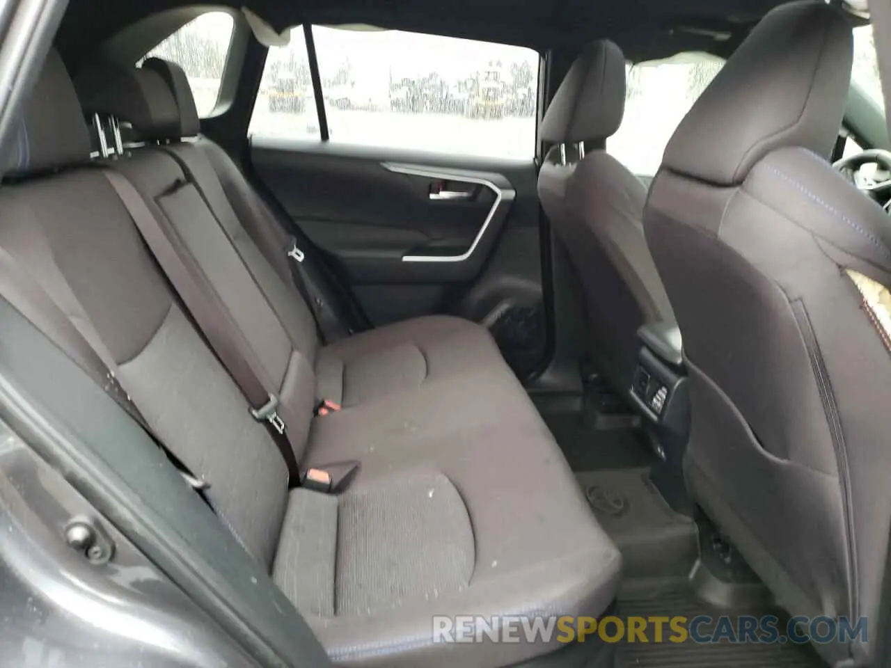 11 fotografías del automóvil dañado JTM16RFV6RD136794 TOYOTA RAV4 2024