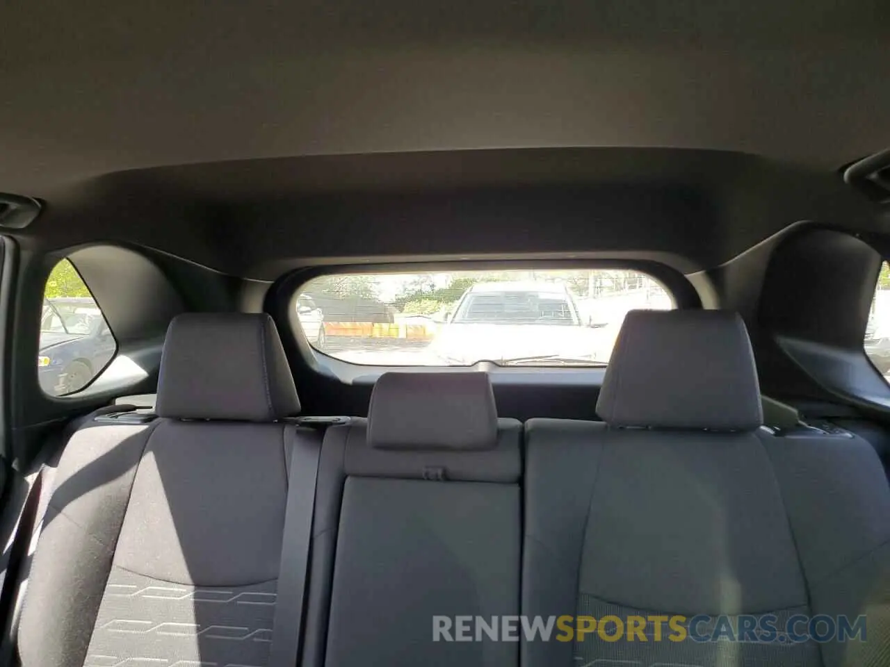 10 fotografías del automóvil dañado JTM16RFV6RD147620 TOYOTA RAV4 2024