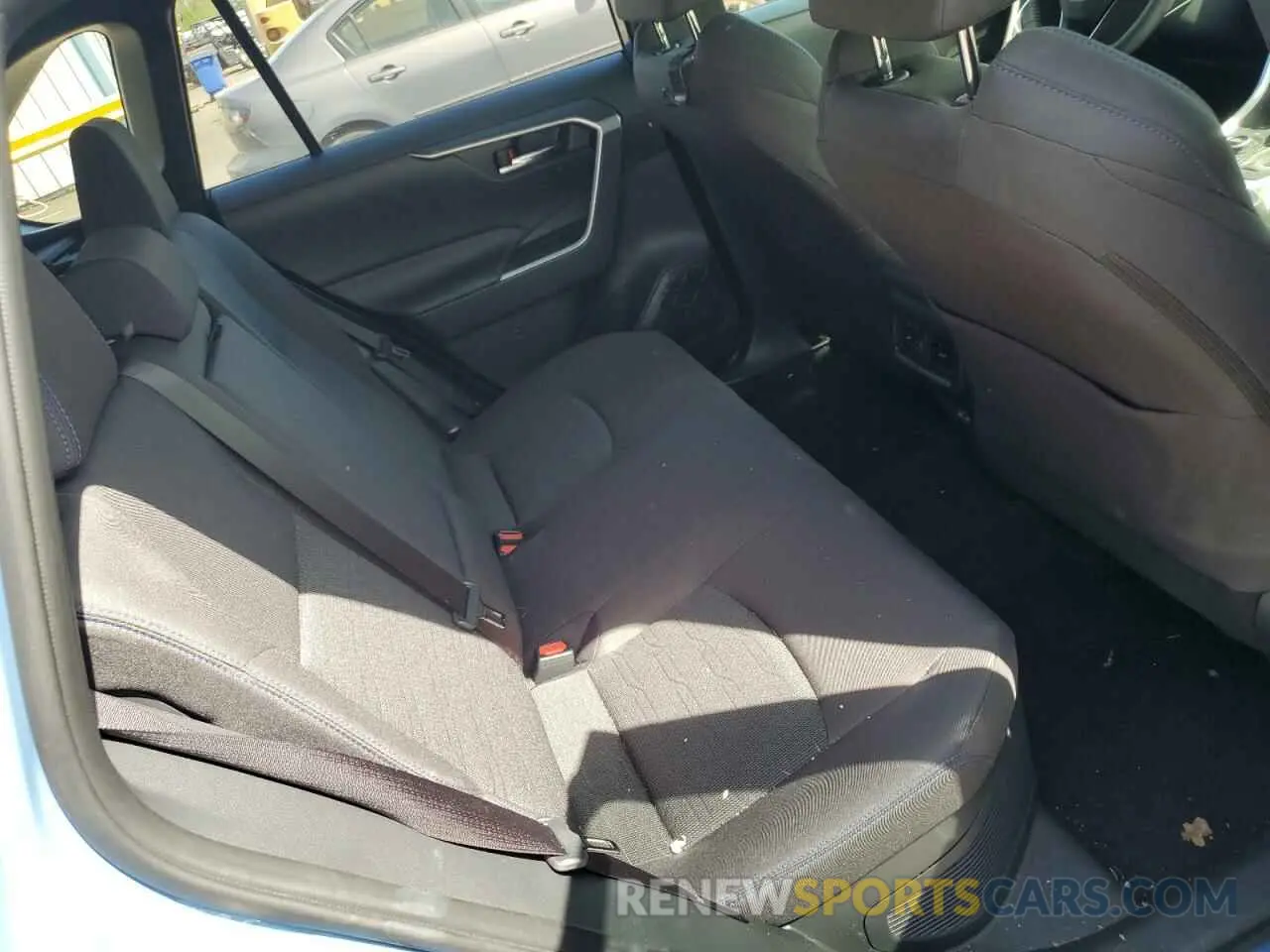 11 fotografías del automóvil dañado JTM16RFV6RD147620 TOYOTA RAV4 2024