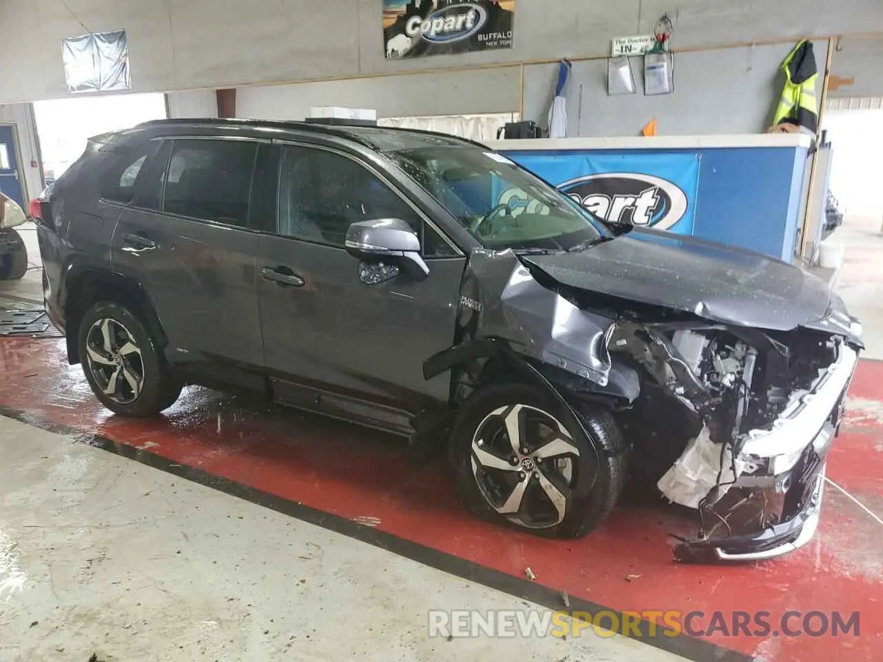 4 fotografías del automóvil dañado JTMAB3FV6RD192954 TOYOTA RAV4 2024