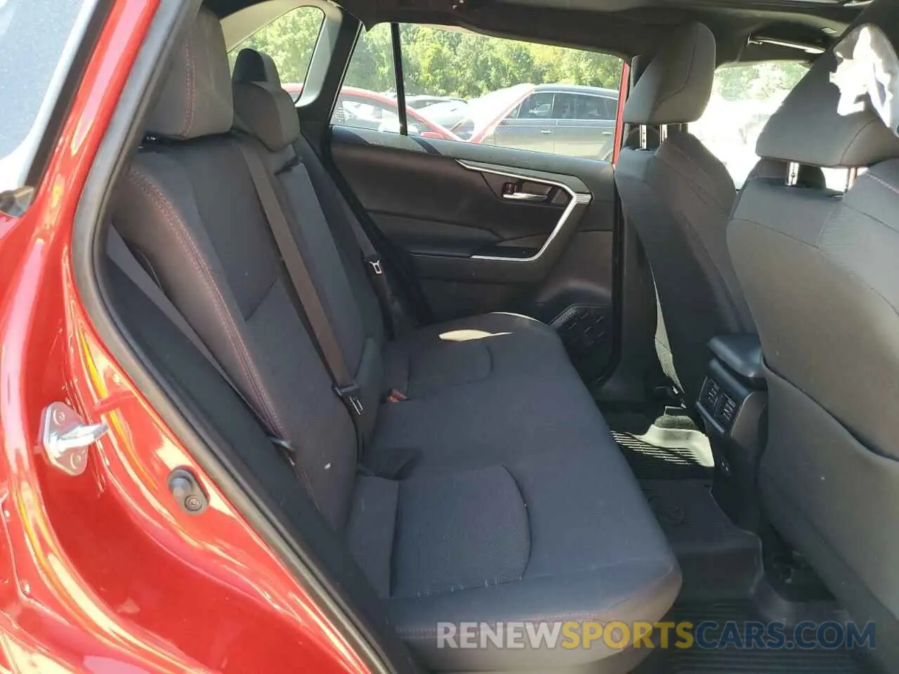 11 fotografías del automóvil dañado JTMAB3FV8RD197590 TOYOTA RAV4 2024