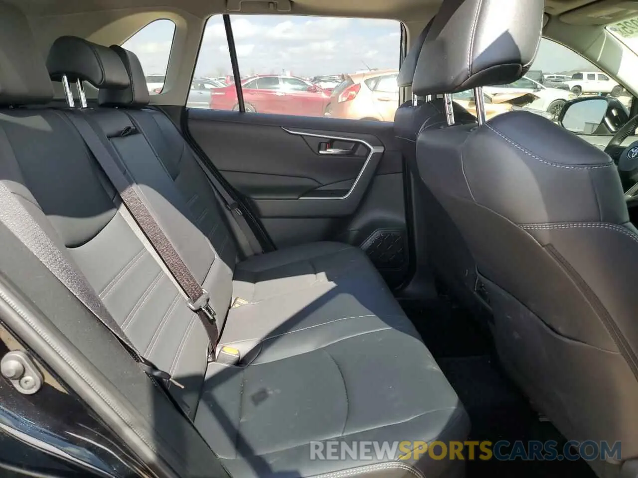 11 fotografías del automóvil dañado JTMB6RFV3RD145988 TOYOTA RAV4 2024