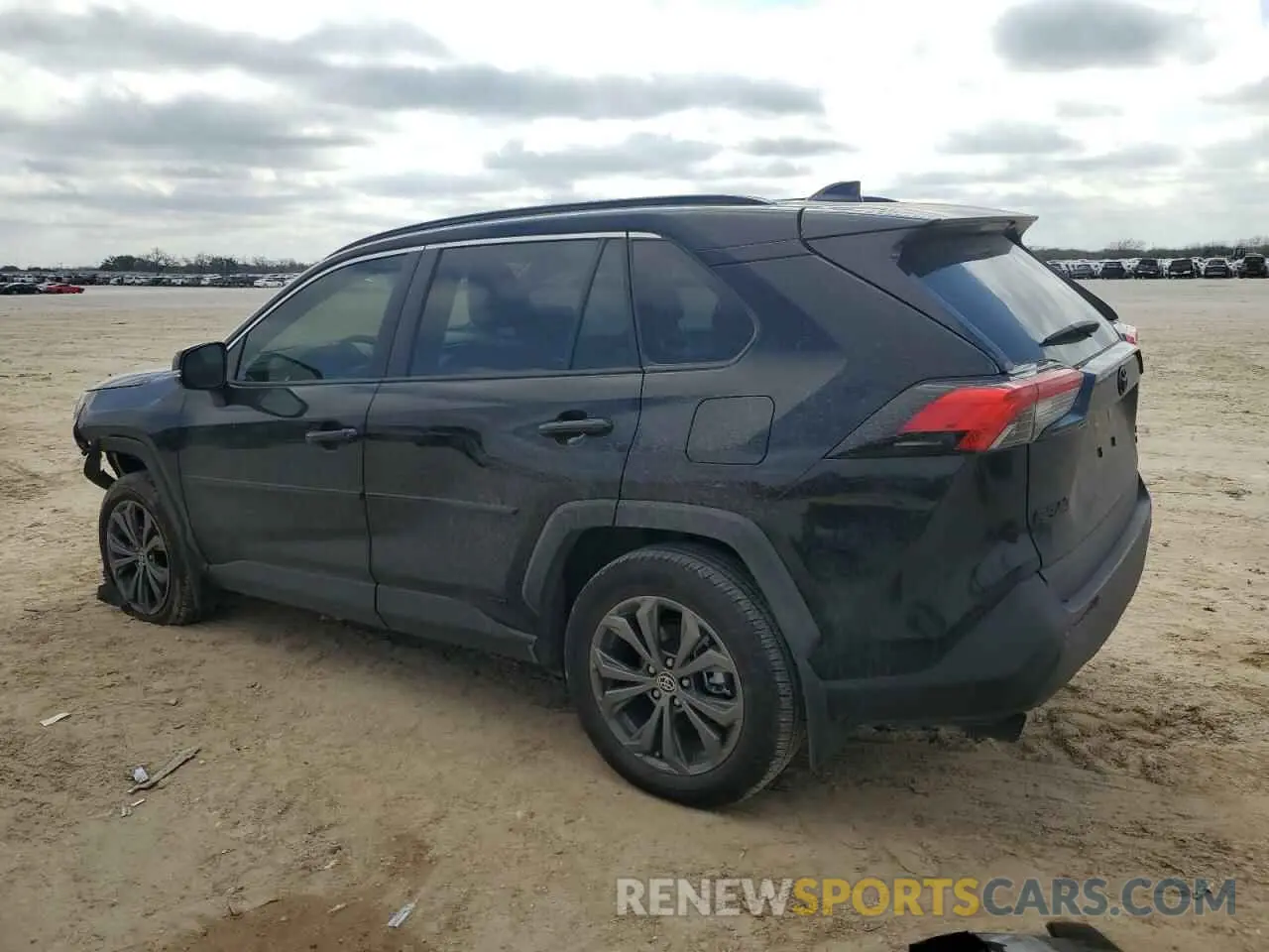 2 fotografías del automóvil dañado JTMB6RFV3RD145988 TOYOTA RAV4 2024