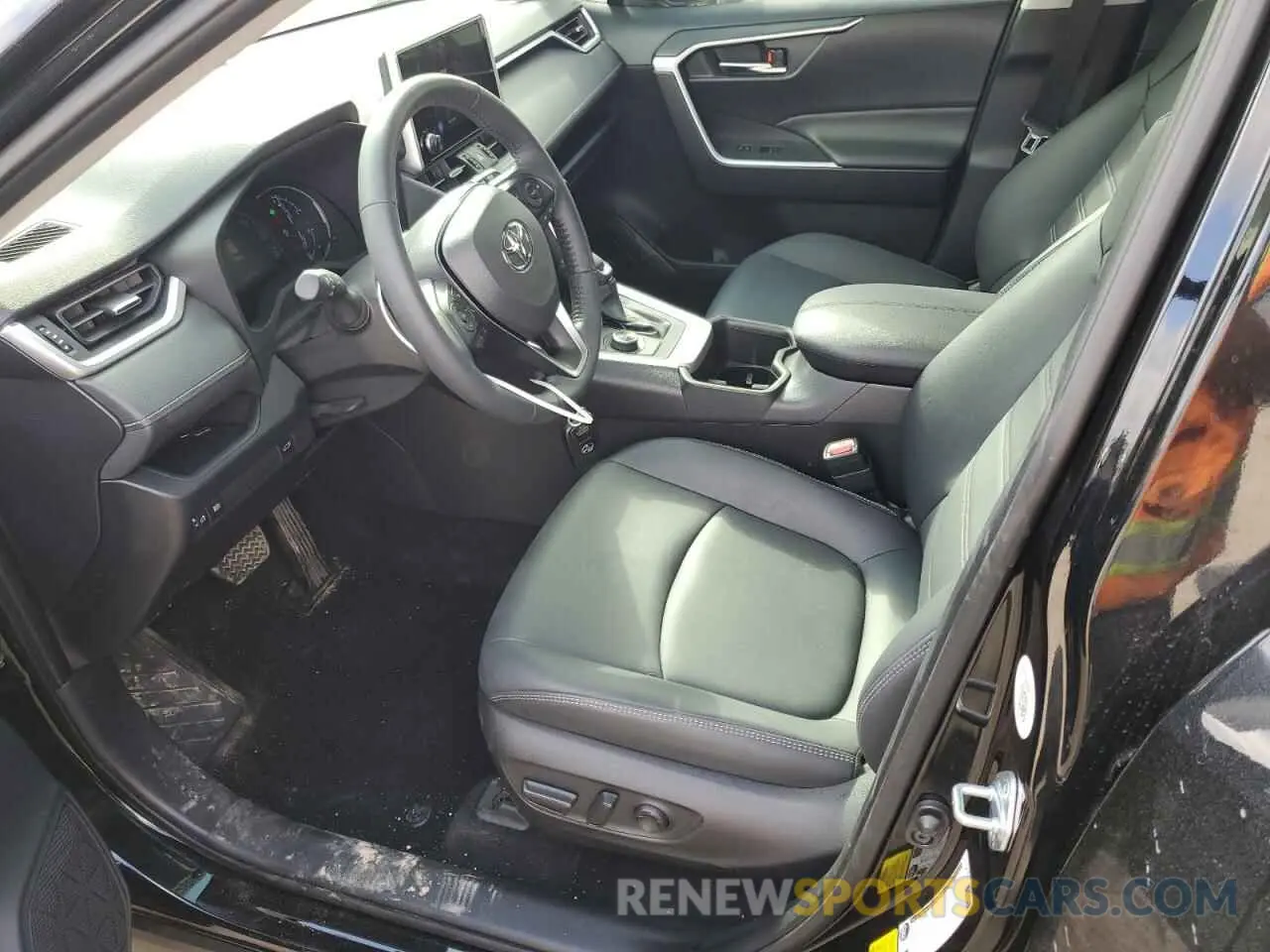 7 fotografías del automóvil dañado JTMB6RFV3RD145988 TOYOTA RAV4 2024