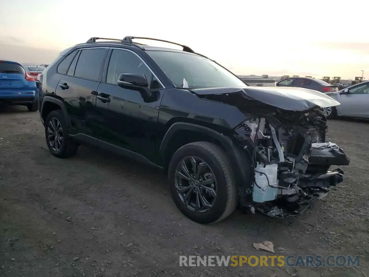 4 fotografías del automóvil dañado JTMB6RFV5RD117531 TOYOTA RAV4 2024