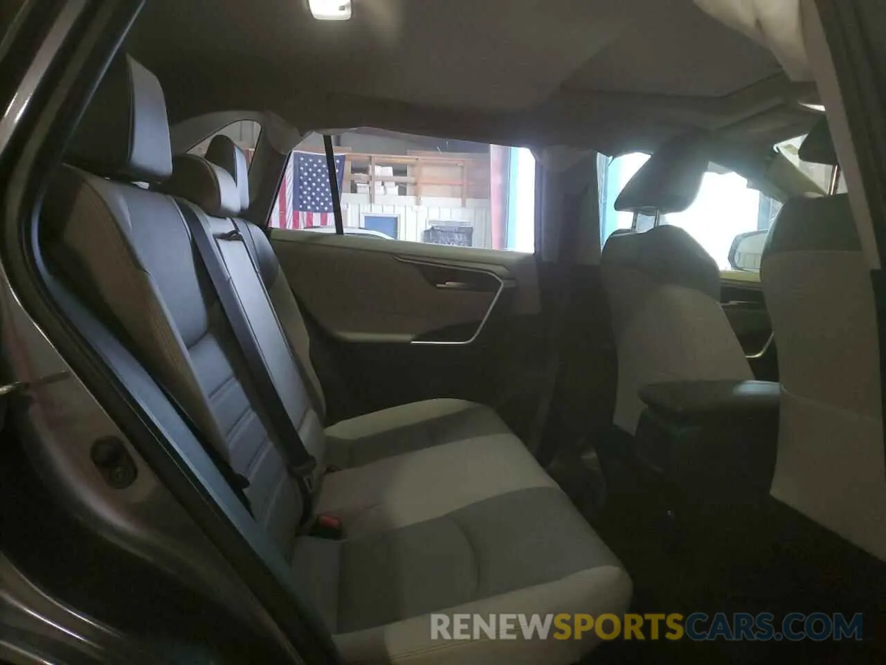11 fotografías del automóvil dañado JTMB6RFV6RD120874 TOYOTA RAV4 2024