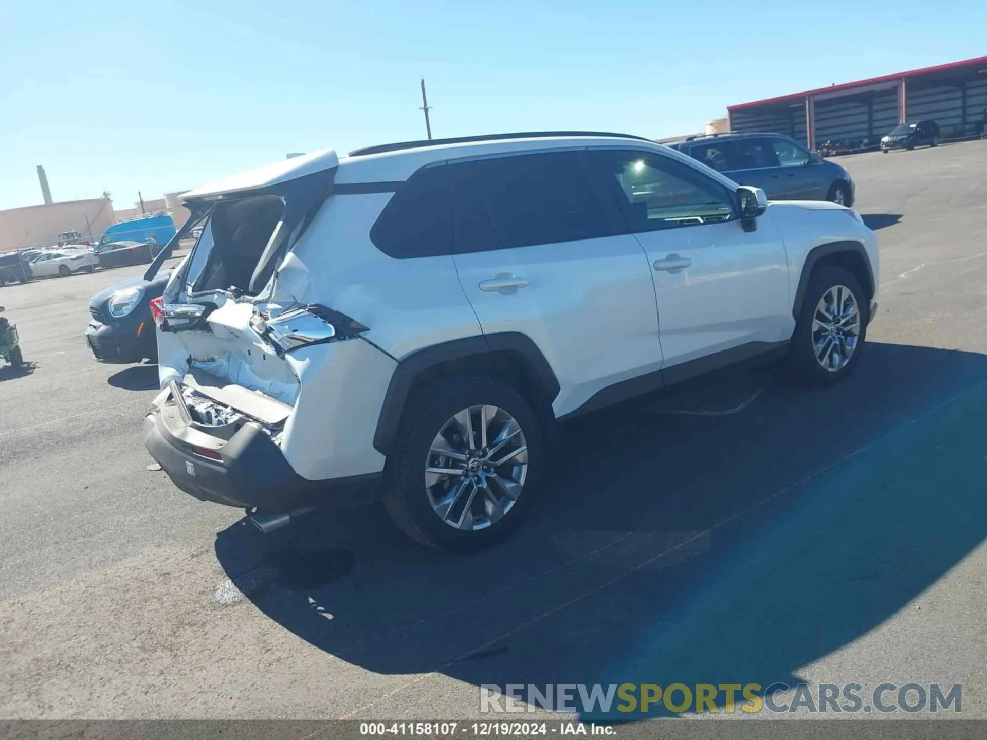 4 fotografías del automóvil dañado JTMC1RFV8RJ026838 TOYOTA RAV4 2024
