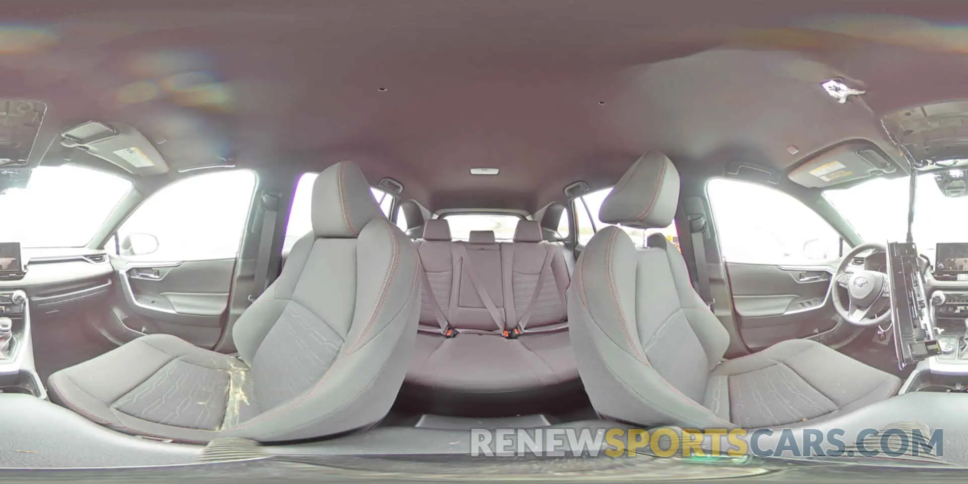 14 fotografías del automóvil dañado JTMCB3FV7RD222844 TOYOTA RAV4 2024