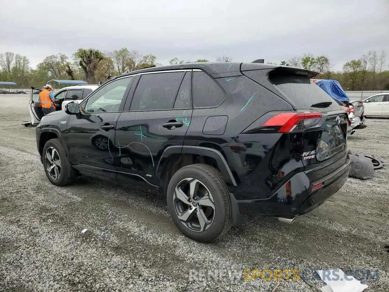 2 fotografías del automóvil dañado JTMCB3FV7RD222844 TOYOTA RAV4 2024