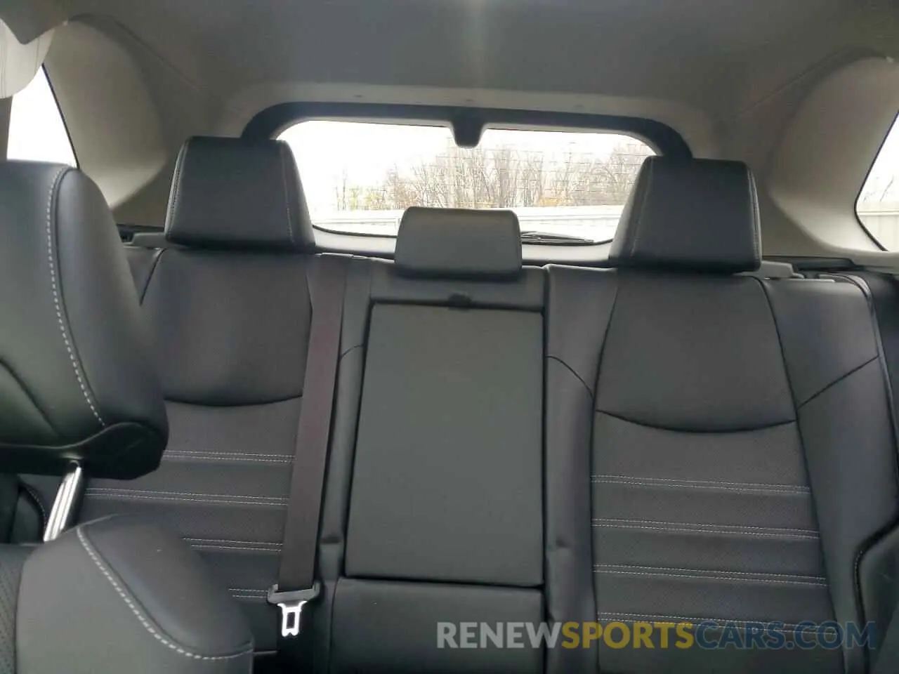 10 fotografías del automóvil dañado JTMD6RFV5RD125590 TOYOTA RAV4 2024