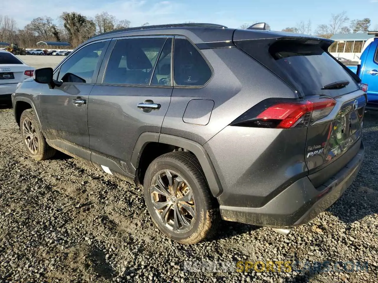 2 fotografías del automóvil dañado JTMD6RFV7RD138762 TOYOTA RAV4 2024
