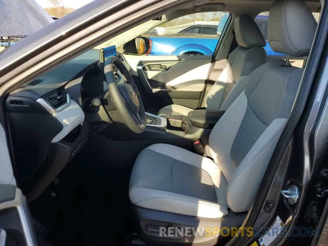 7 fotografías del automóvil dañado JTMD6RFV7RD138762 TOYOTA RAV4 2024