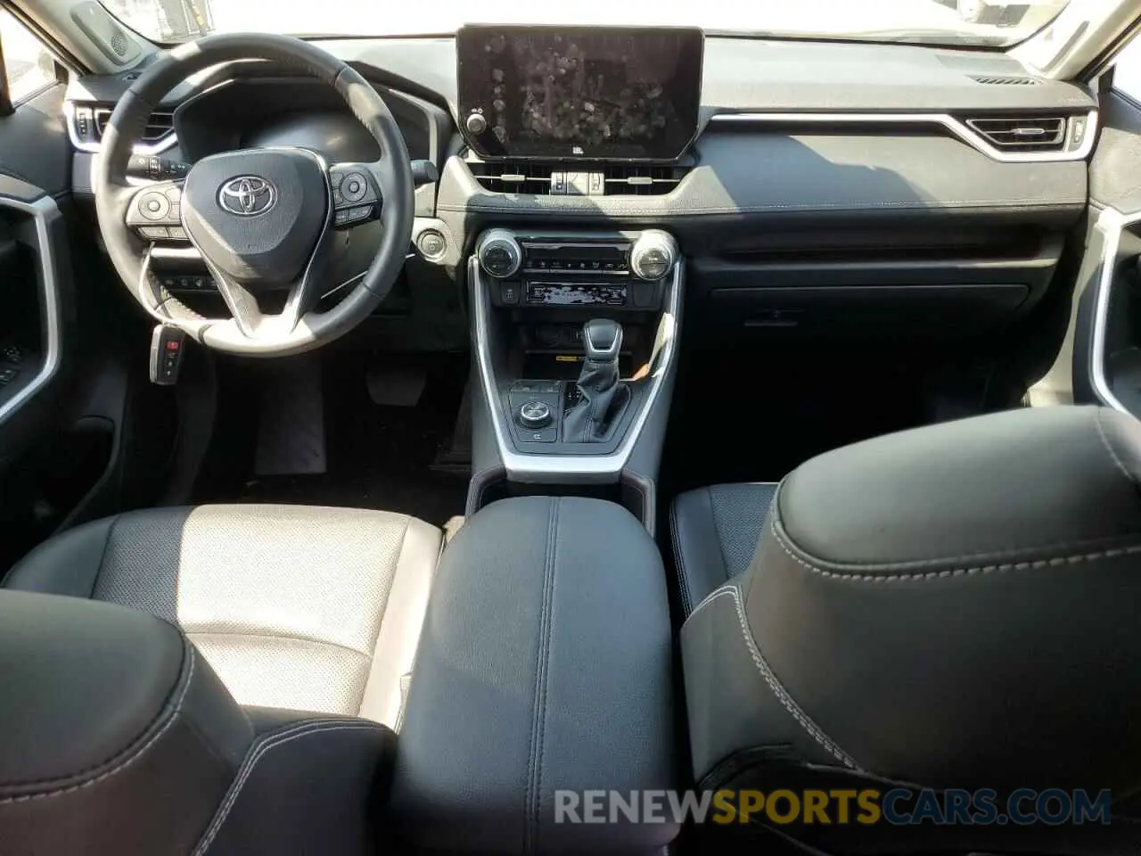 8 fotografías del automóvil dañado JTMD6RFV7RJ046732 TOYOTA RAV4 2024