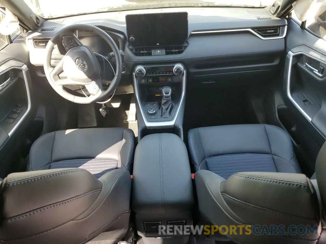 8 fotografías del automóvil dañado JTME6RFV6RD562390 TOYOTA RAV4 2024