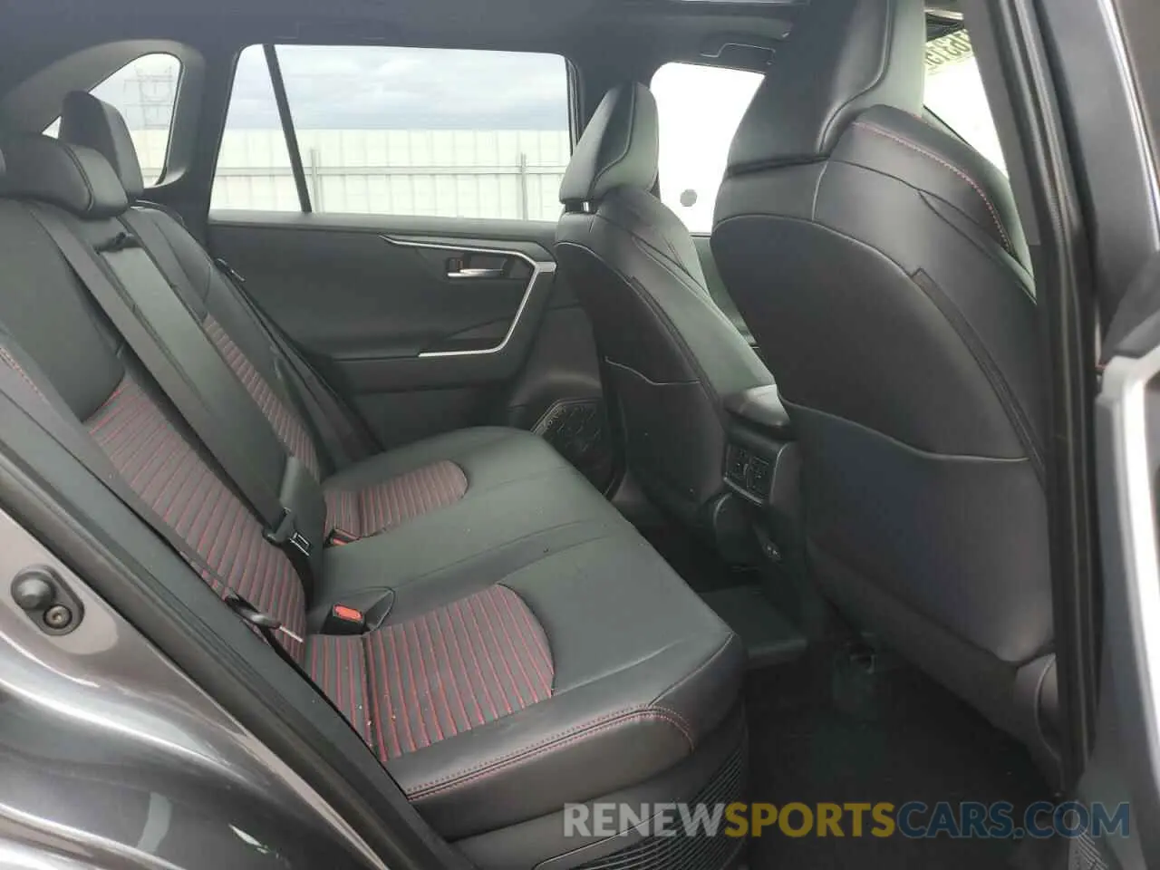 11 fotografías del automóvil dañado JTMEB3FV2RD232691 TOYOTA RAV4 2024