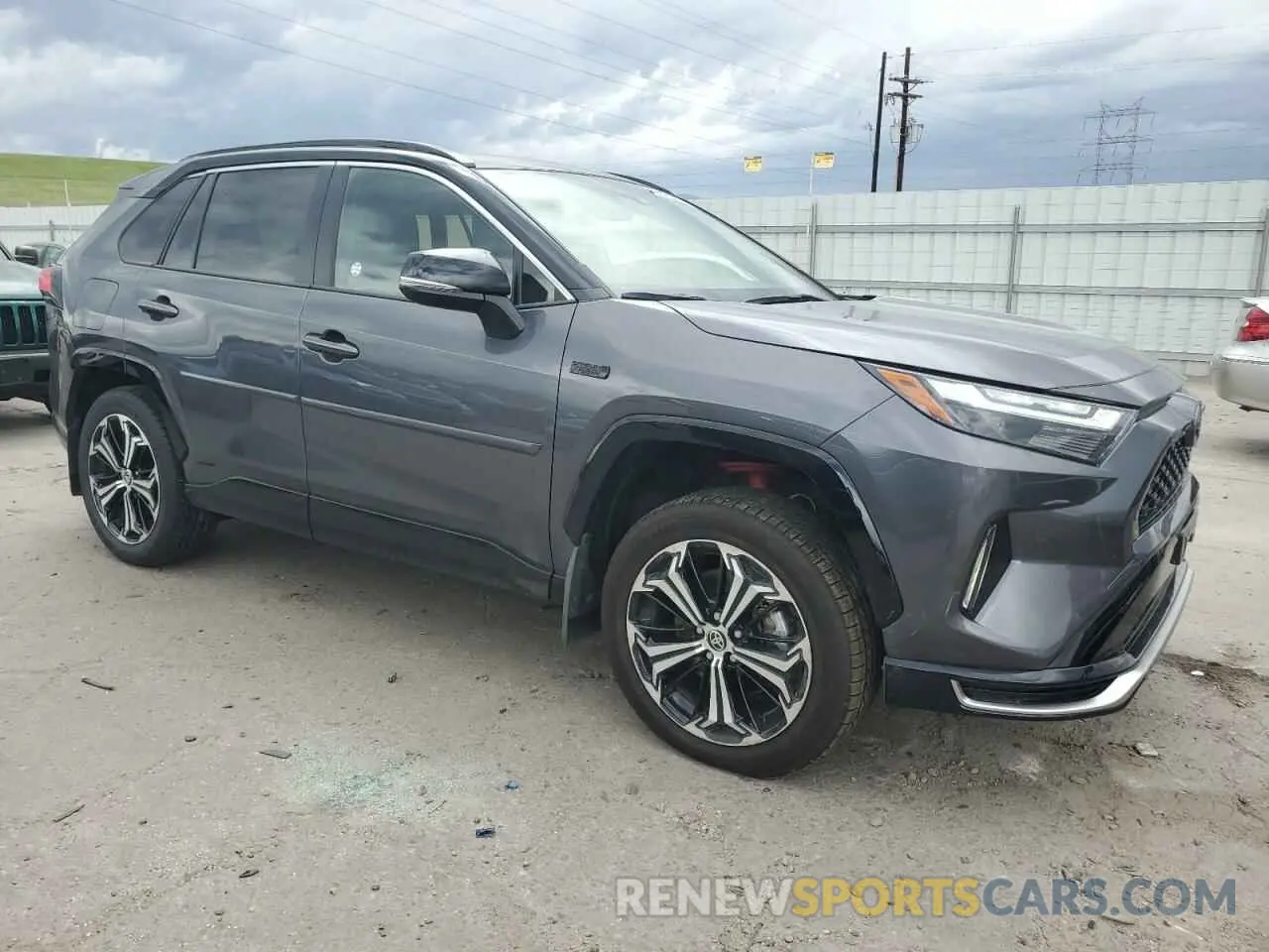 4 fotografías del automóvil dañado JTMEB3FV2RD232691 TOYOTA RAV4 2024