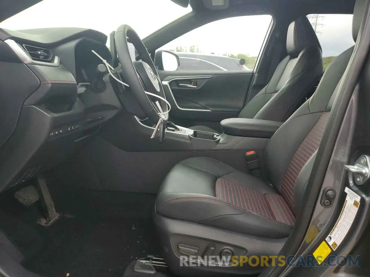 7 fotografías del automóvil dañado JTMEB3FV2RD232691 TOYOTA RAV4 2024