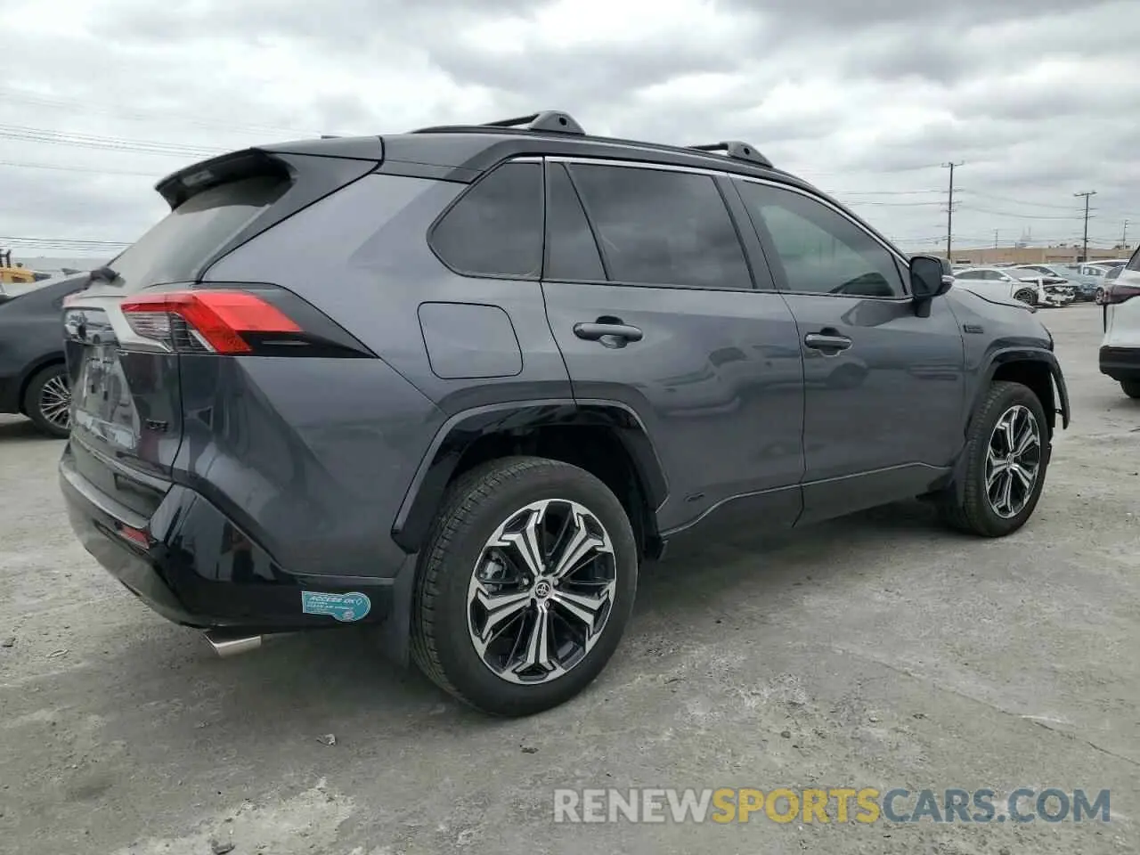3 fotografías del automóvil dañado JTMEB3FV6RD177081 TOYOTA RAV4 2024