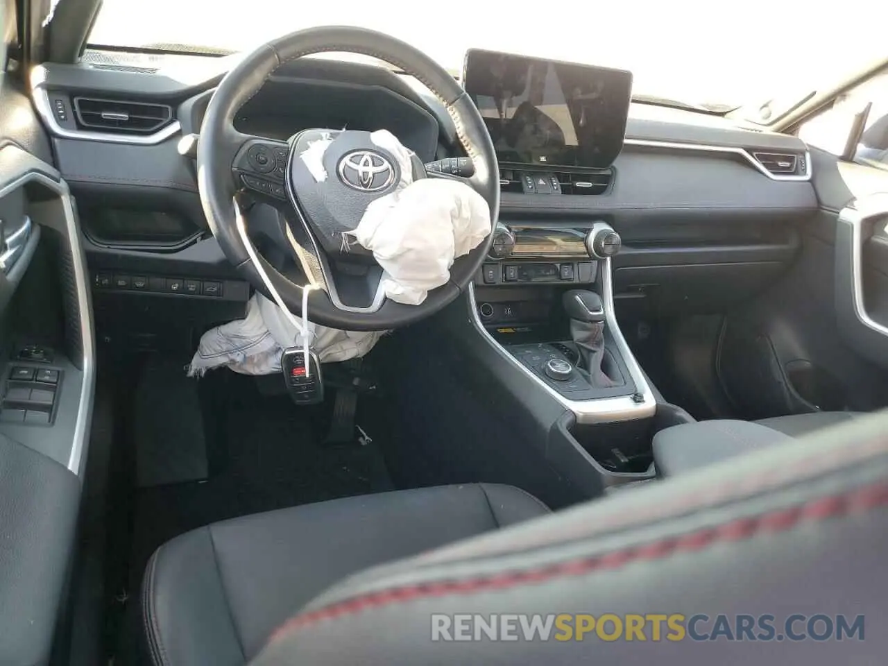 8 fotografías del automóvil dañado JTMEB3FV8RD204152 TOYOTA RAV4 2024