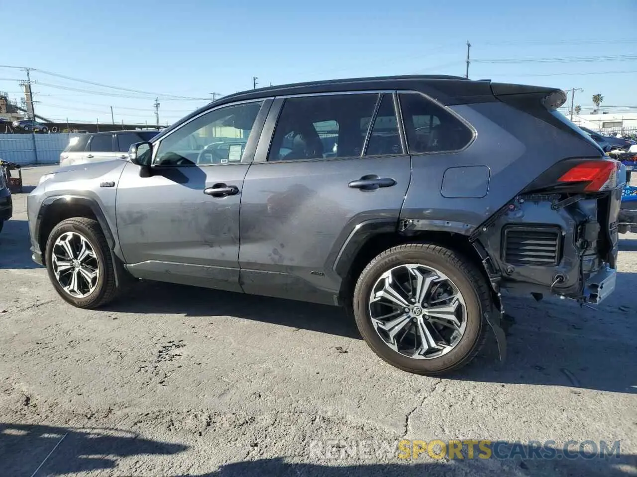 2 fotografías del automóvil dañado JTMEB3FV8RD231920 TOYOTA RAV4 2024
