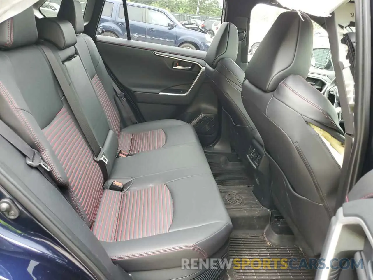 11 fotografías del automóvil dañado JTMEB3FVXRD187127 TOYOTA RAV4 2024