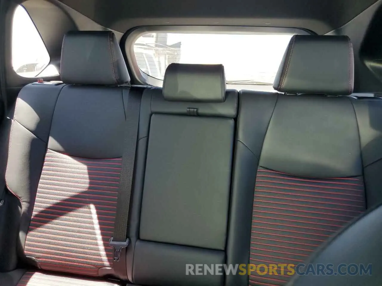 10 fotografías del automóvil dañado JTMEB3FVXRD207926 TOYOTA RAV4 2024