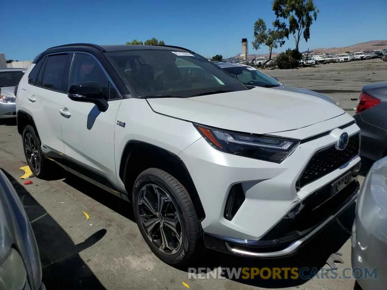 4 fotografías del automóvil dañado JTMEB3FVXRD207926 TOYOTA RAV4 2024