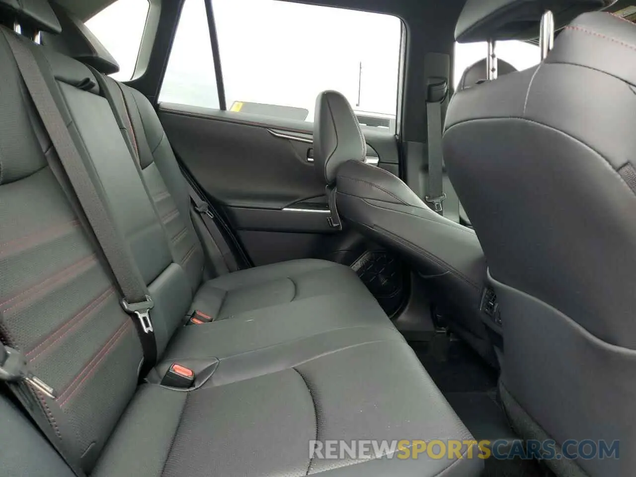 11 fotografías del automóvil dañado JTMFB3FV0RD208765 TOYOTA RAV4 2024
