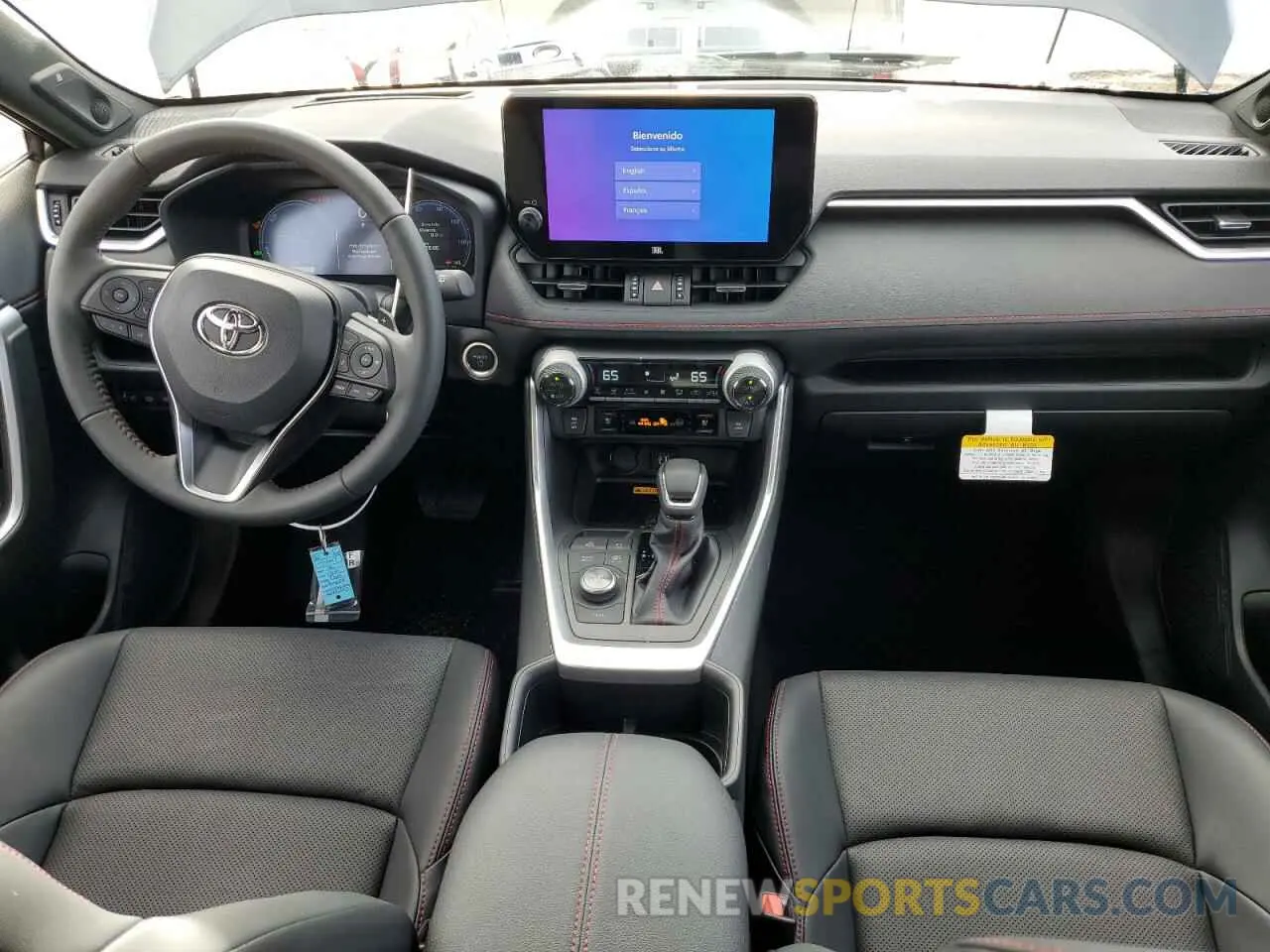8 fotografías del automóvil dañado JTMFB3FV0RD232497 TOYOTA RAV4 2024