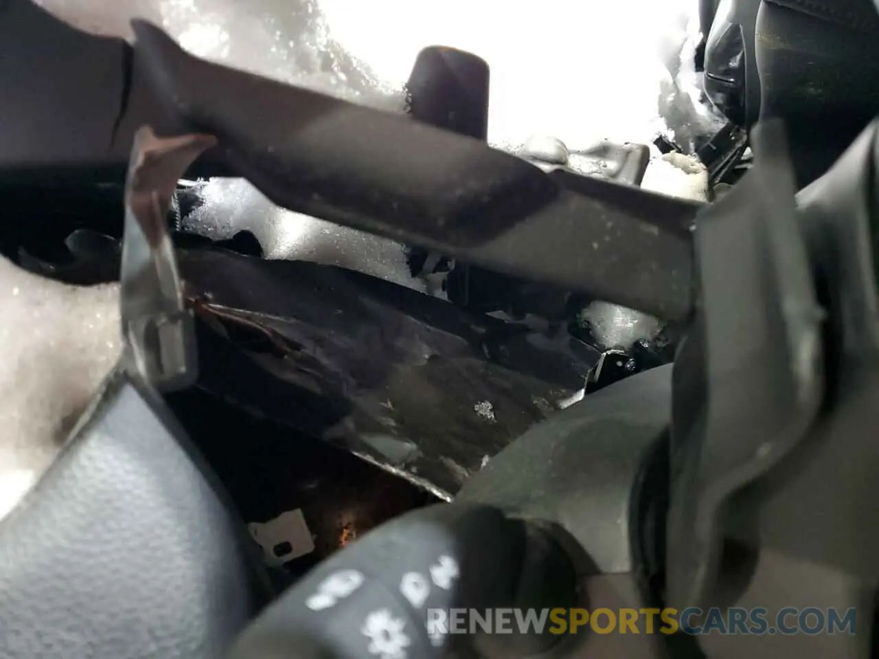 9 fotografías del automóvil dañado JTMFB3FV4RD219834 TOYOTA RAV4 2024