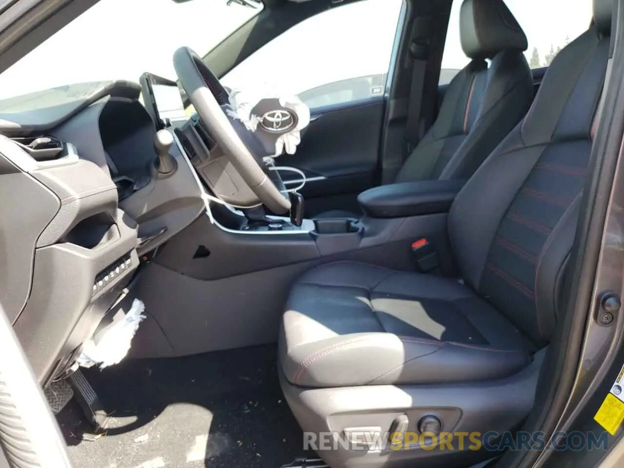 7 fotografías del automóvil dañado JTMFB3FV8RD215303 TOYOTA RAV4 2024