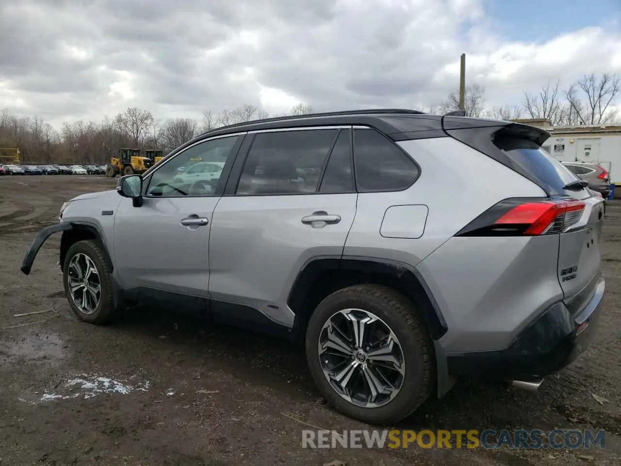 2 fotografías del automóvil dañado JTMFB3FVXRD184474 TOYOTA RAV4 2024