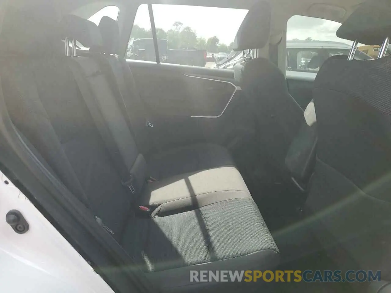 11 fotografías del automóvil dañado JTMLWRFV7RD256032 TOYOTA RAV4 2024