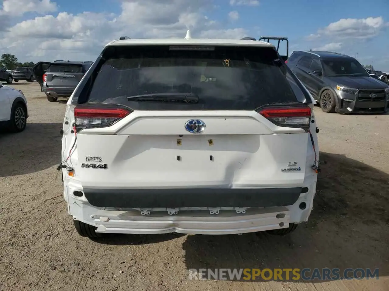 6 fotografías del automóvil dañado JTMLWRFV7RD256032 TOYOTA RAV4 2024