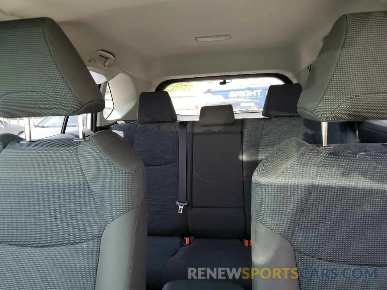 10 fotografías del automóvil dañado JTMMWRFV8RD256447 TOYOTA RAV4 2024