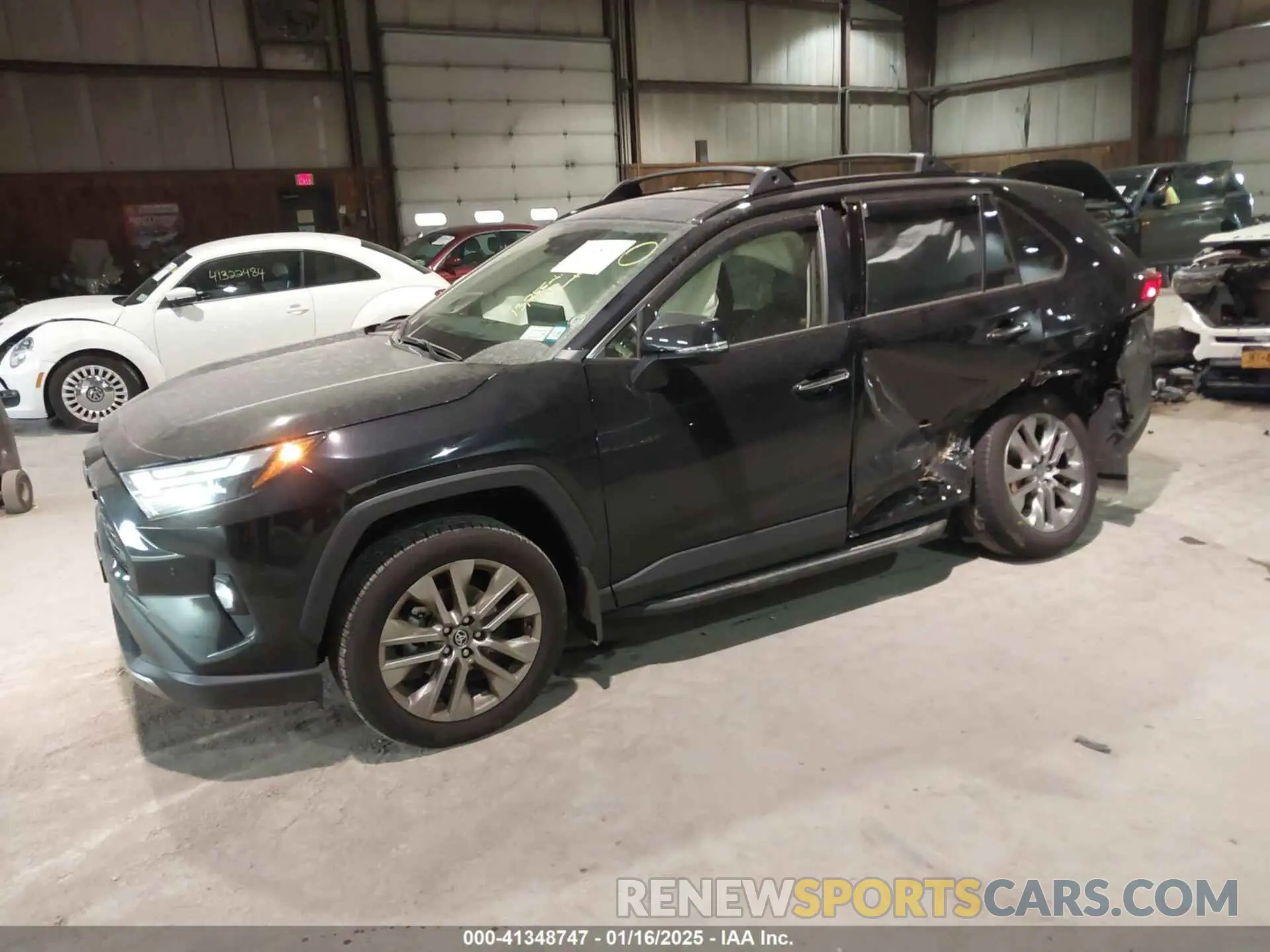 2 fotografías del automóvil dañado JTMN1RFV3RD103784 TOYOTA RAV4 2024