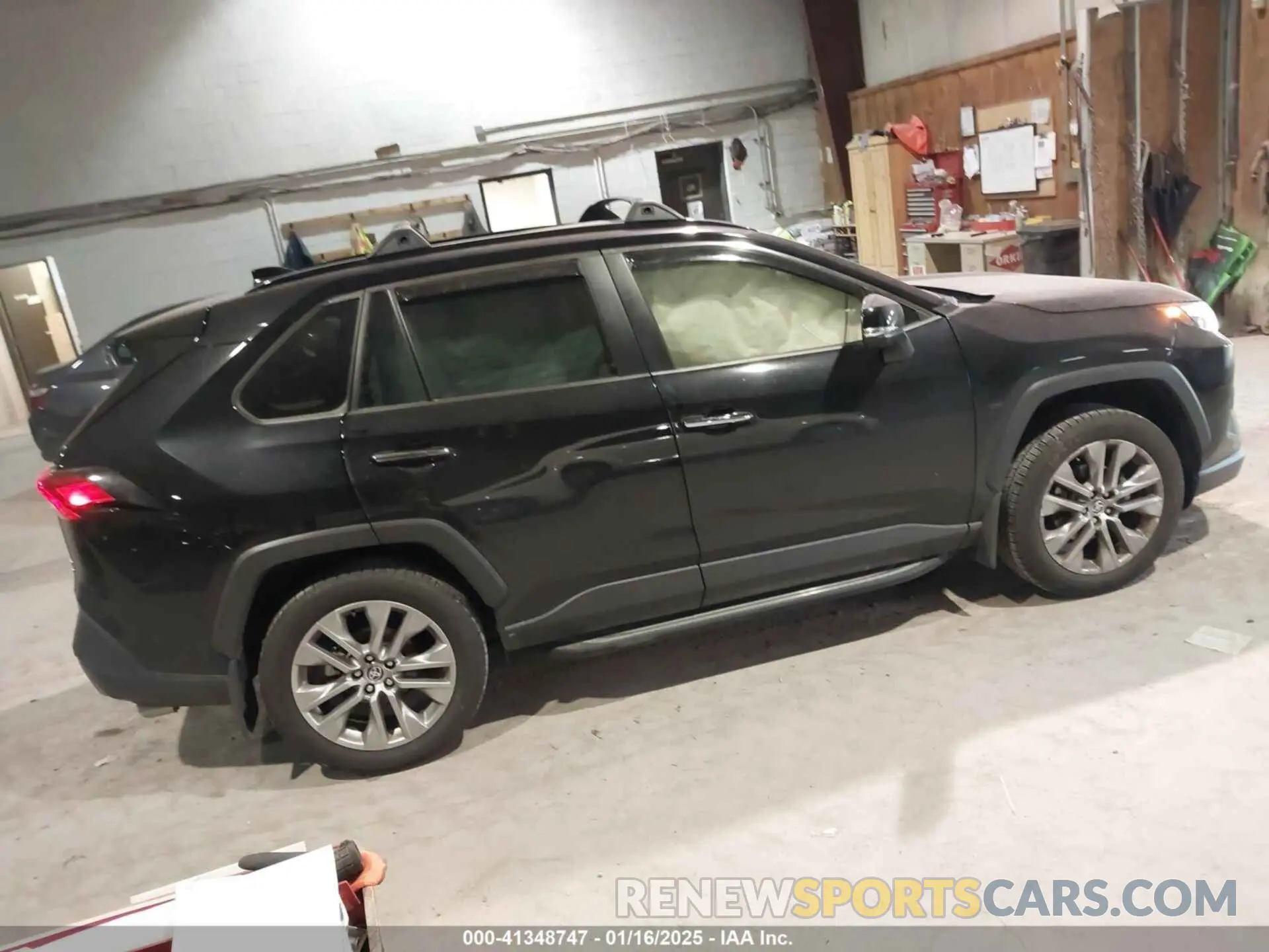 4 fotografías del automóvil dañado JTMN1RFV3RD103784 TOYOTA RAV4 2024