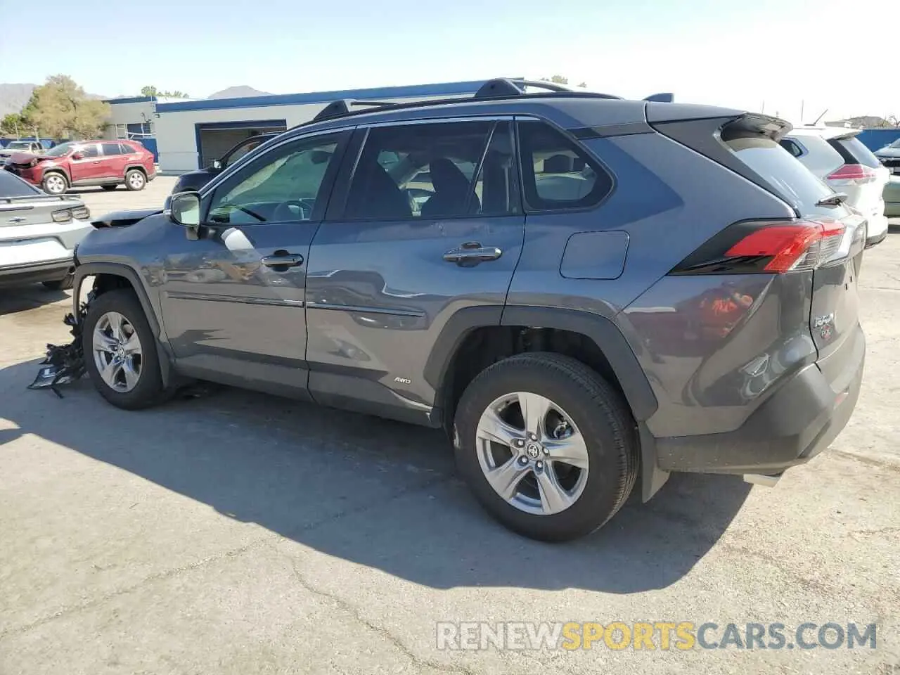 2 fotografías del automóvil dañado JTMRWRFV0RD245061 TOYOTA RAV4 2024