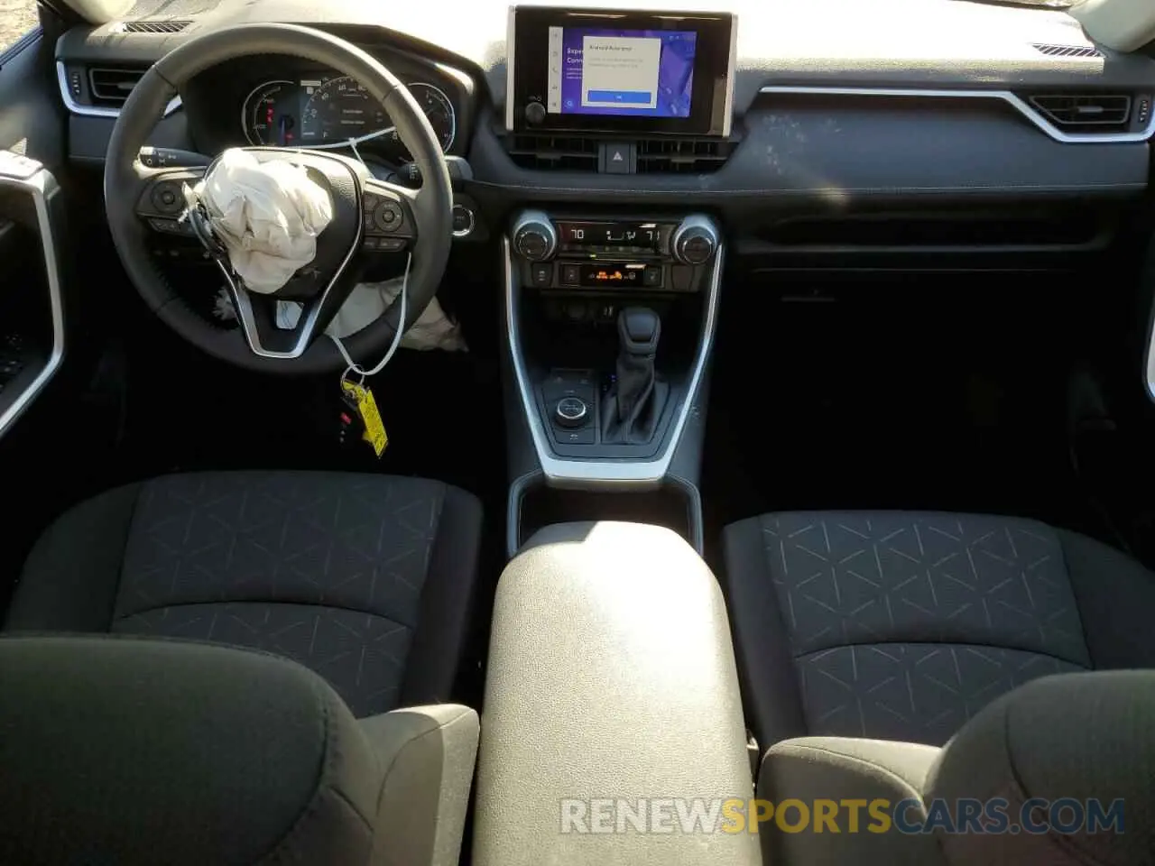 8 fotografías del automóvil dañado JTMRWRFV1RD227815 TOYOTA RAV4 2024