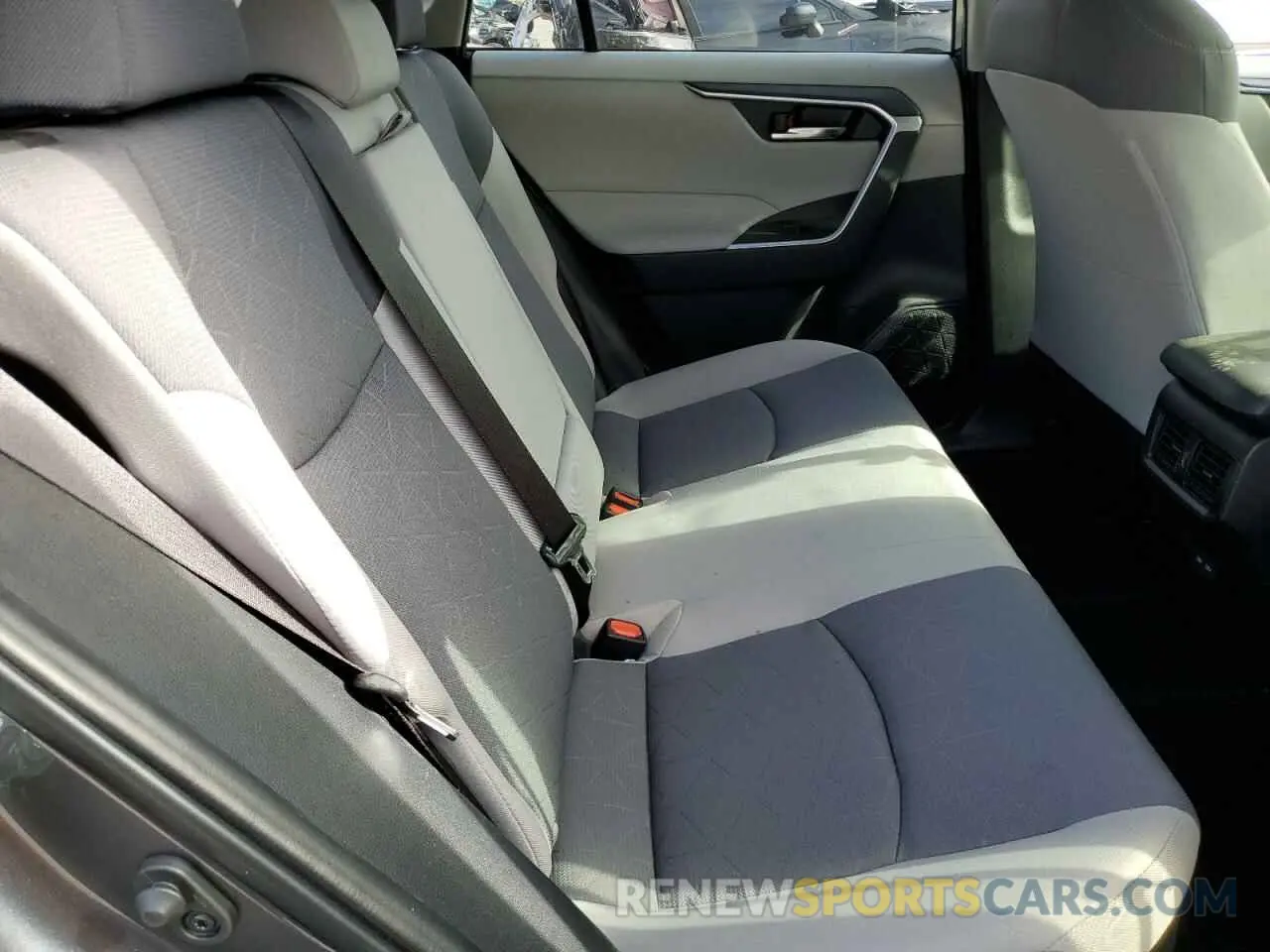 11 fotografías del automóvil dañado JTMRWRFV2RD227158 TOYOTA RAV4 2024