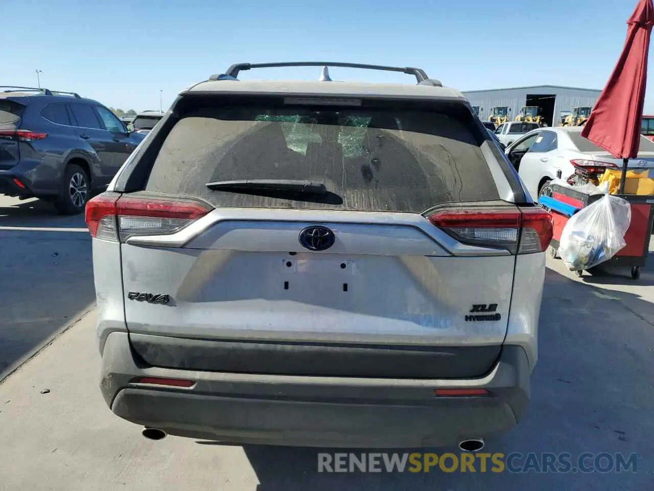 6 fotografías del automóvil dañado JTMRWRFV9RJ058399 TOYOTA RAV4 2024